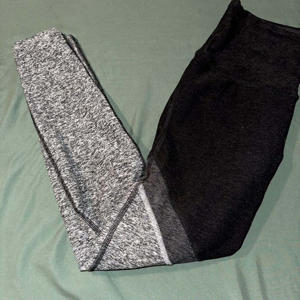 Beyond Yoga Leggings Size:Small